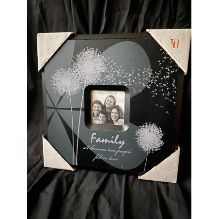 4X4 Family Wall Frame